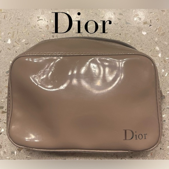 Dior Beauty Toiletries Bag - Picture 1 of 3